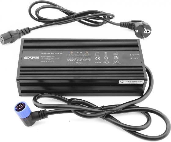 Charger 60 V / 7,0 A 